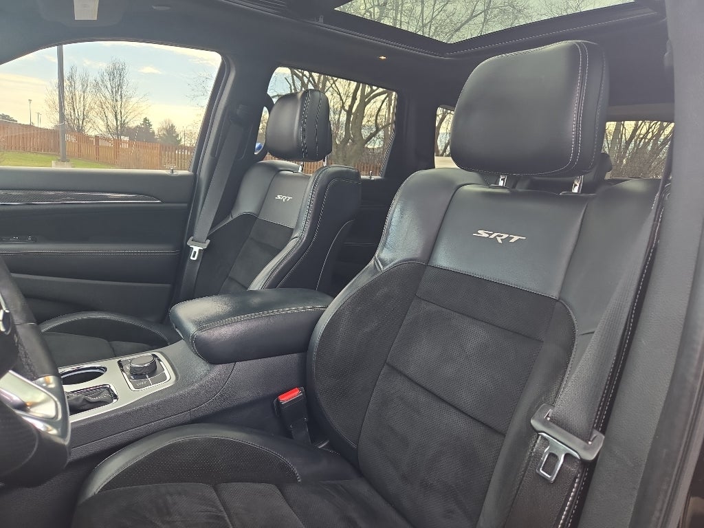 2016 Jeep Grand Cherokee SRT