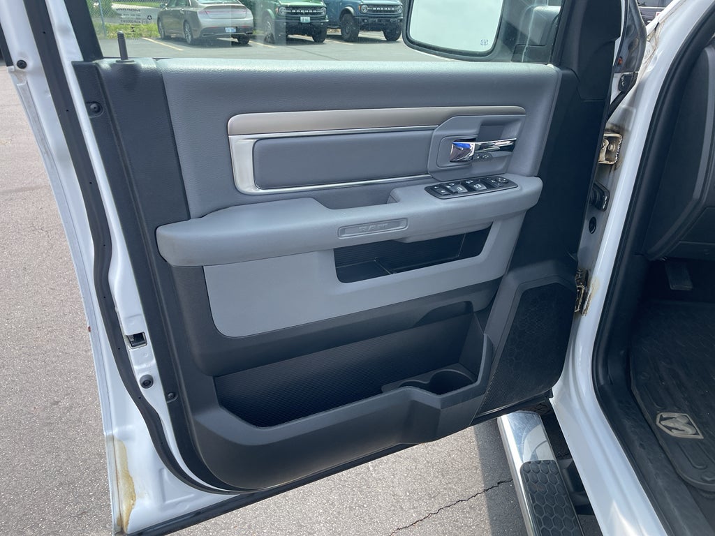 2018 RAM 1500 SLT