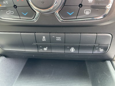2018 RAM 1500 SLT