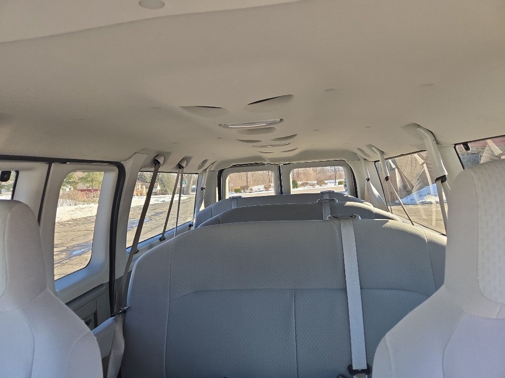 2010 Ford Econoline Wagon Base