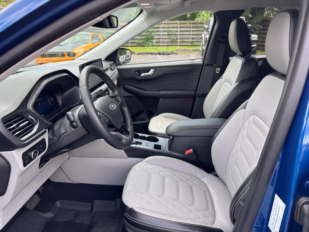 2023 Ford Escape Platinum