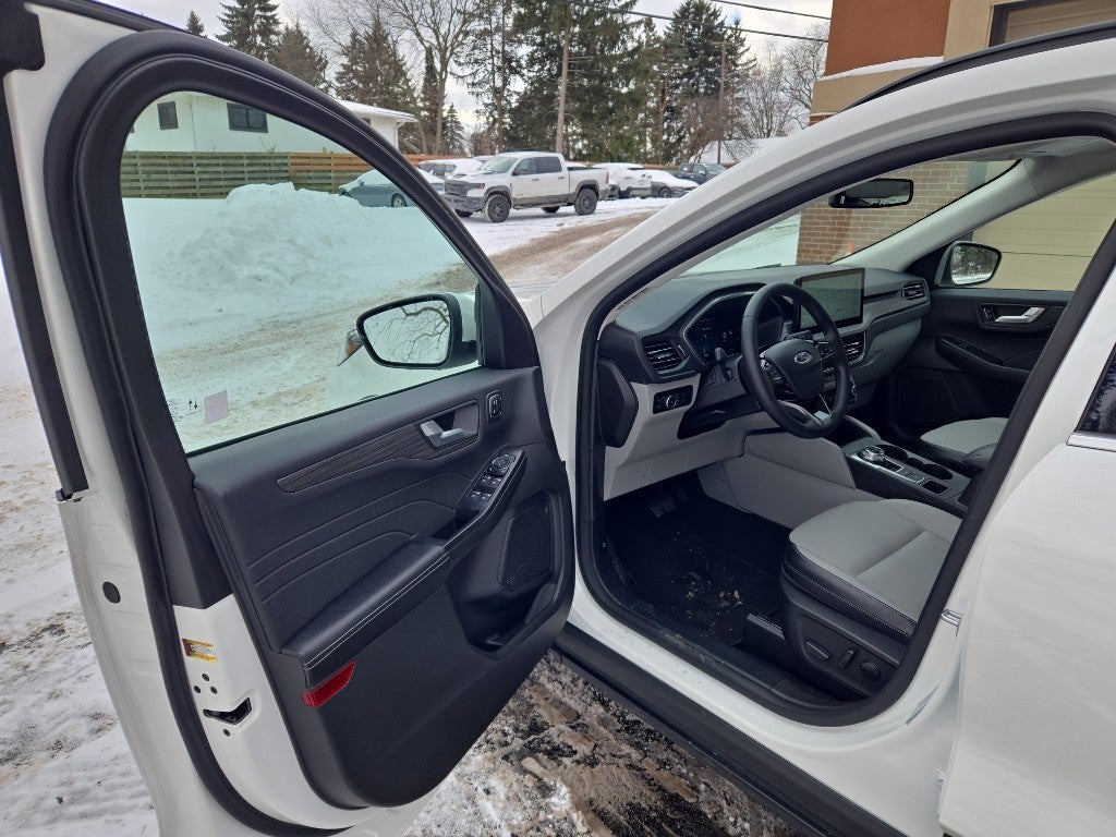 2023 Ford Escape Platinum