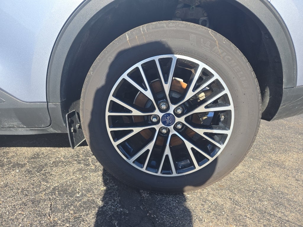 2022 Ford Escape Hybrid Titanium Plug-In Hybrid