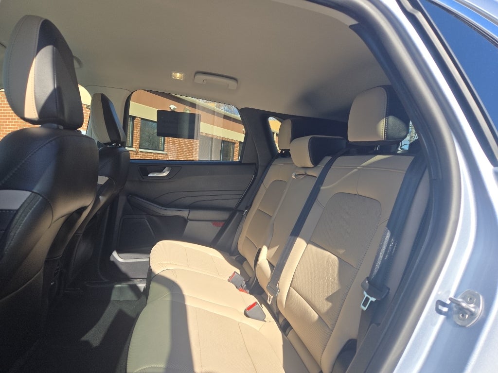 2022 Ford Escape Hybrid Titanium Plug-In Hybrid