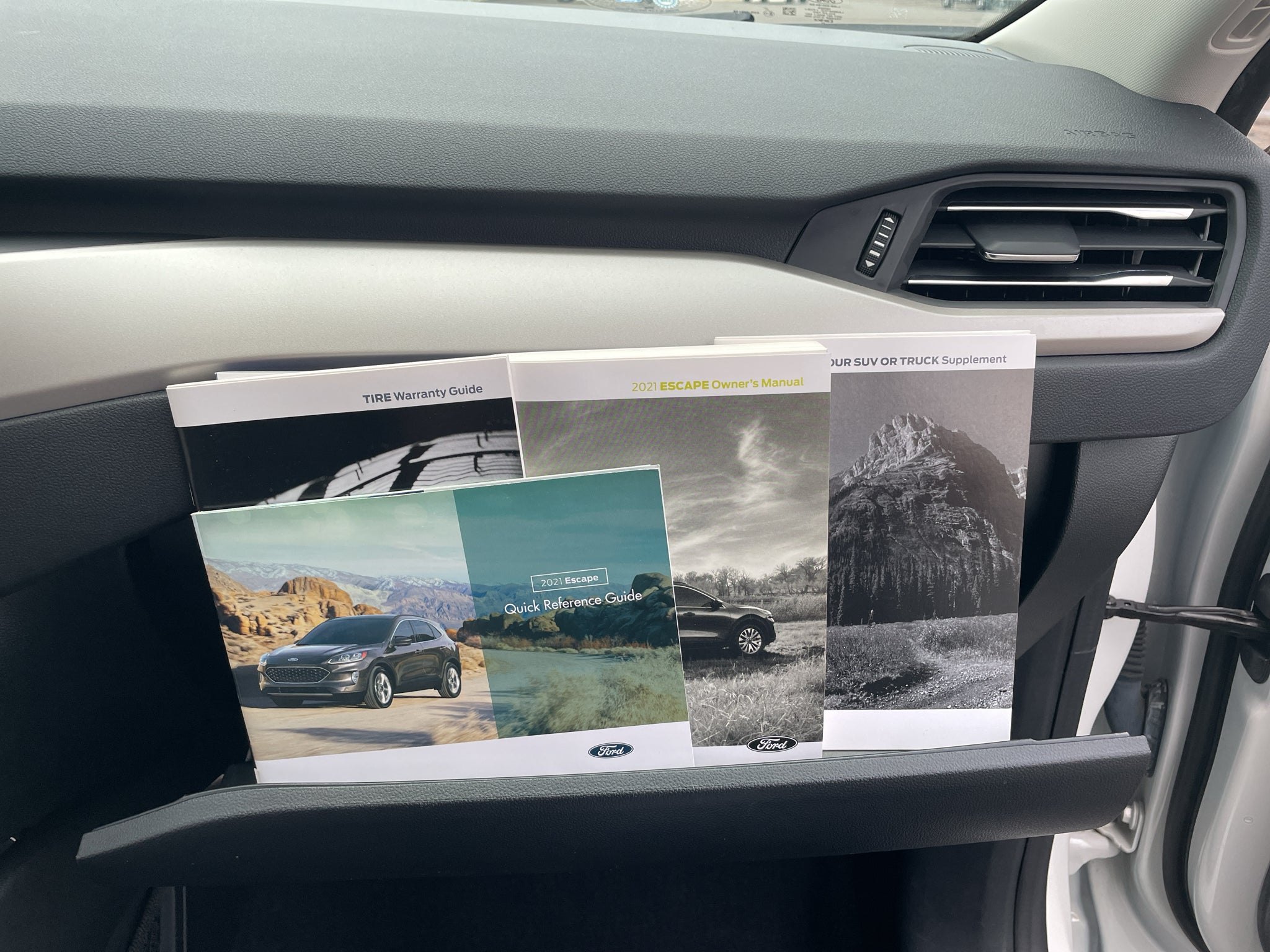2021 Ford Escape Hybrid SEL Hybrid