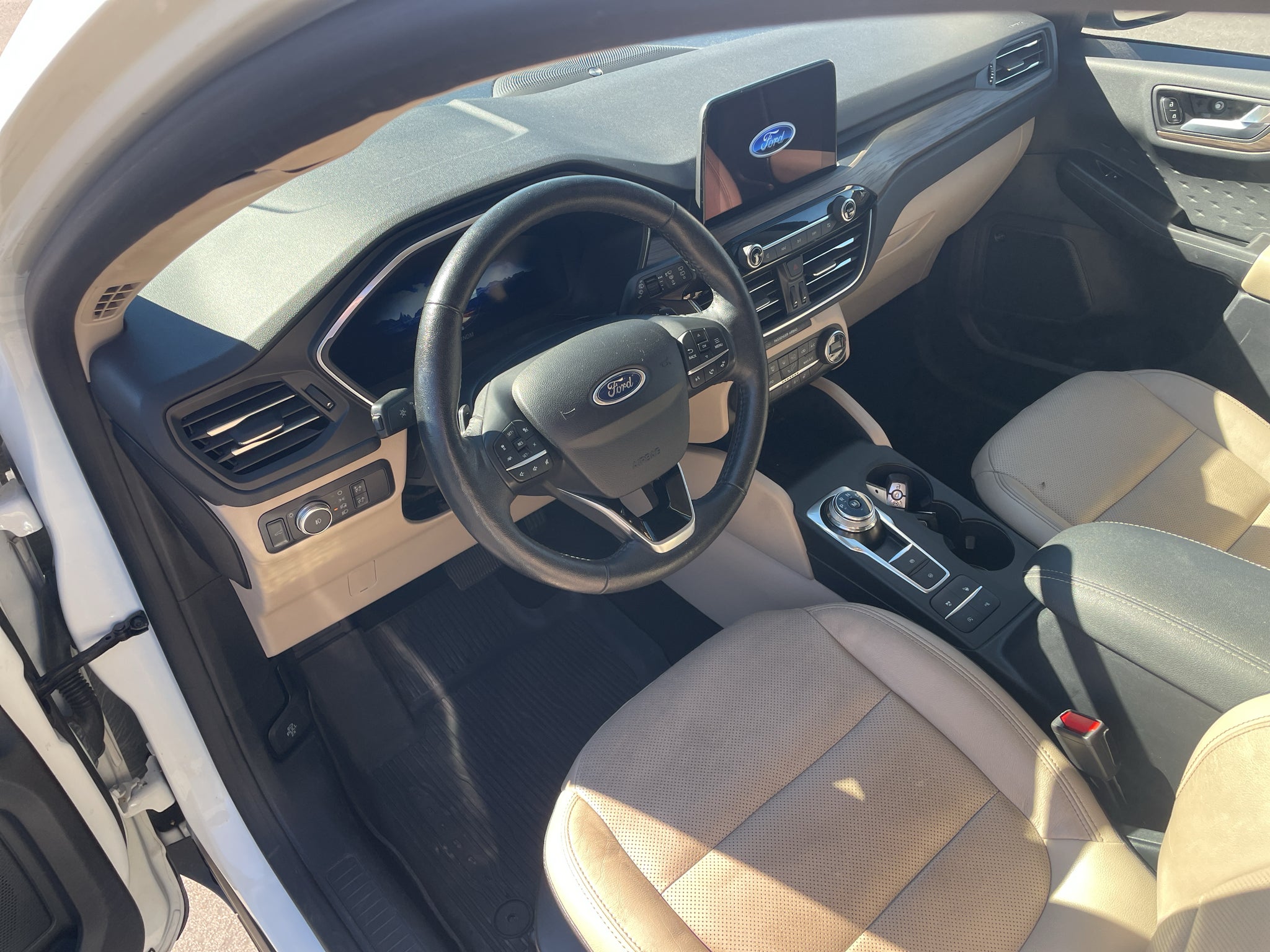 2020 Ford Escape Titanium