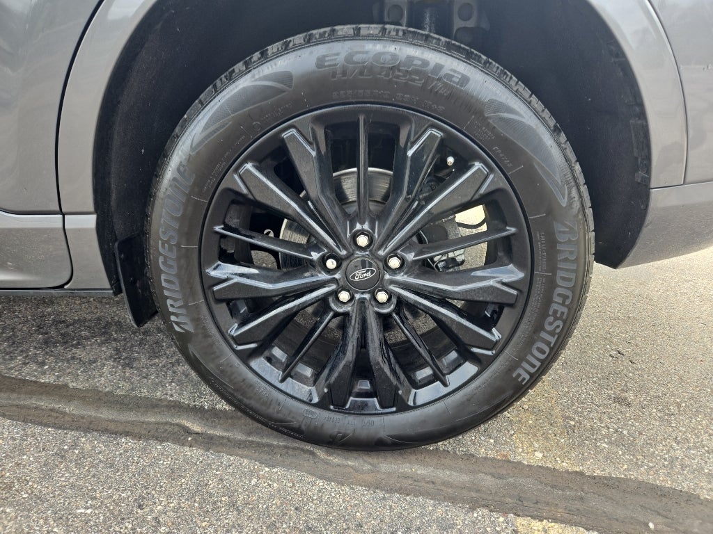 2023 Ford Escape ST-Line Elite