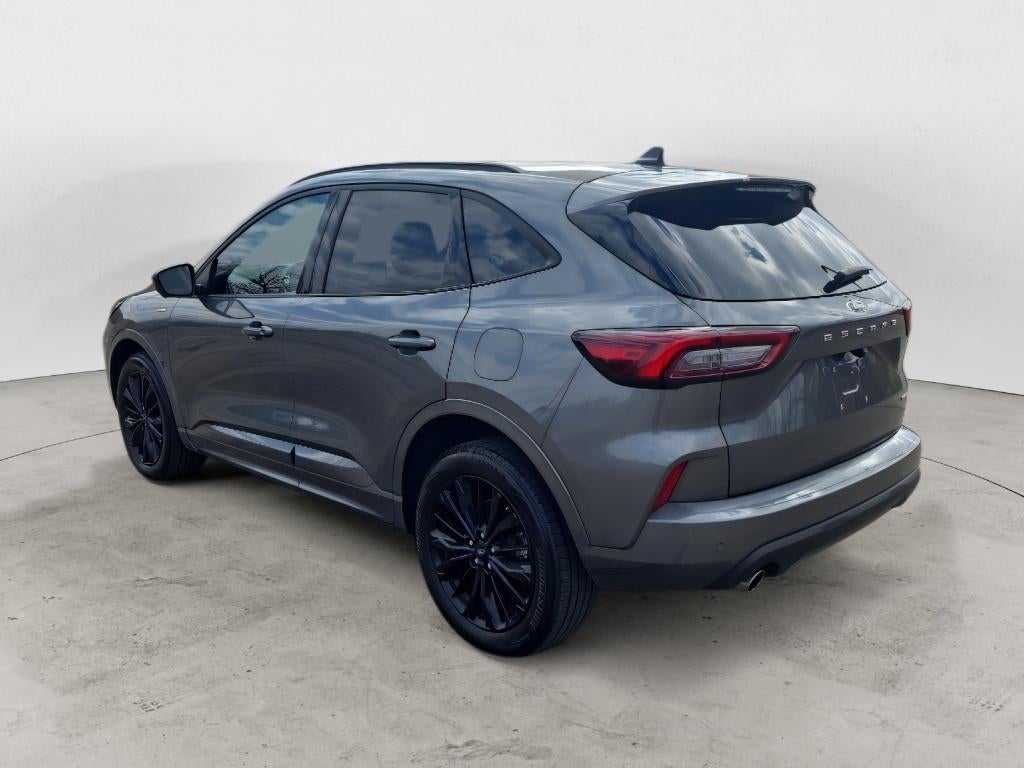 2023 Ford Escape ST-Line Elite