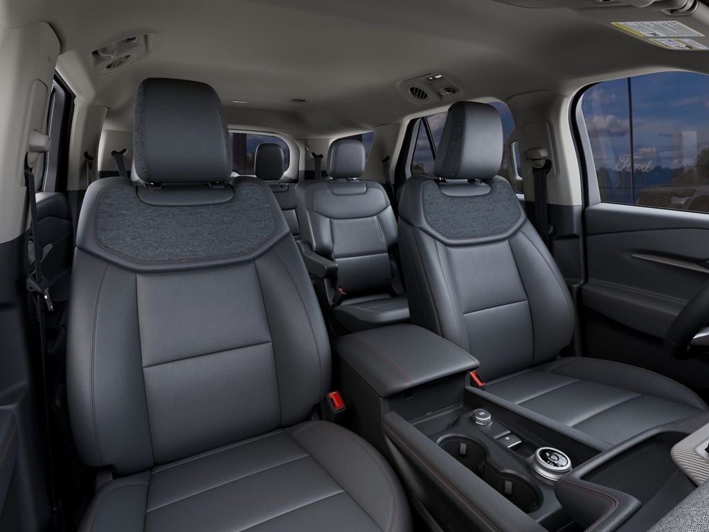 2027 Ford Explorer Active w/200A Pkg