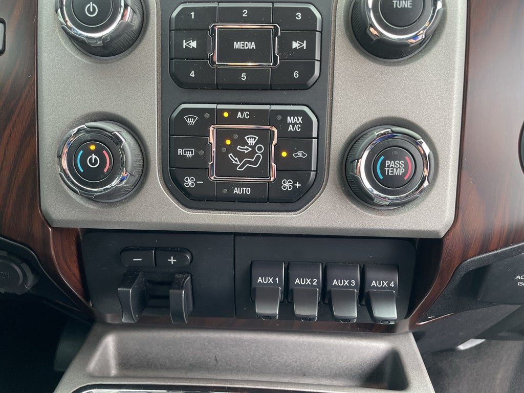 2016 Ford F-350 Lariat