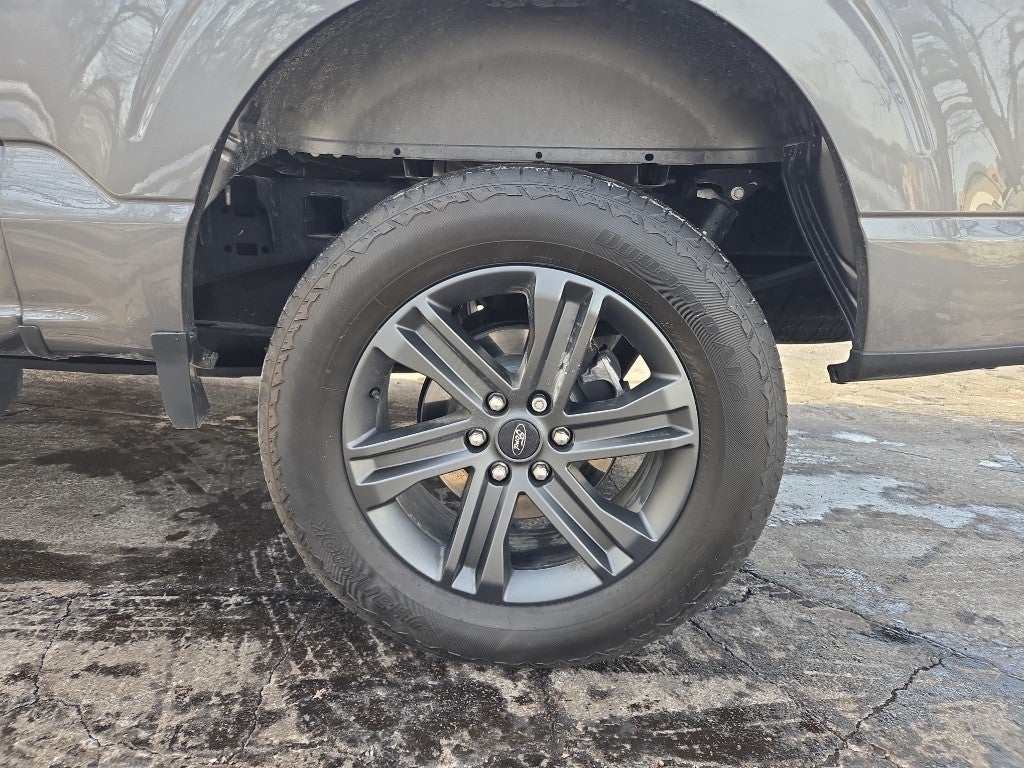 2023 Ford F-150 LARIAT