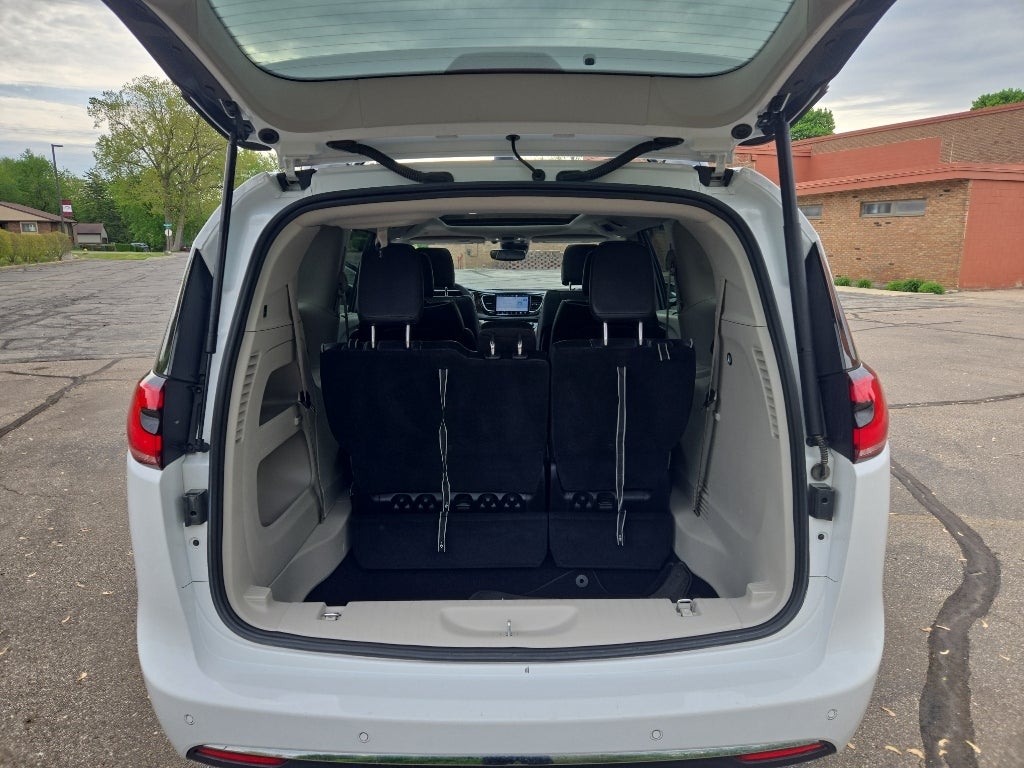 2023 Chrysler Pacifica Limited
