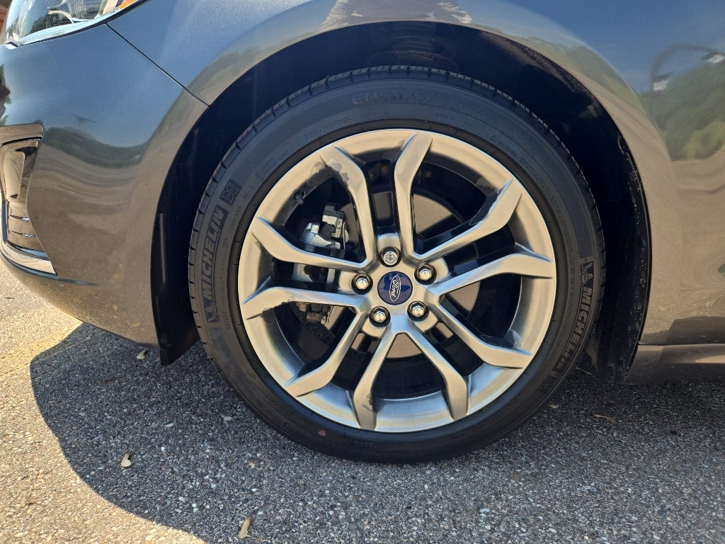 2020 Ford Fusion SEL
