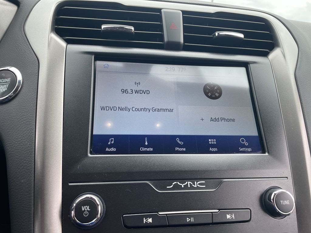 2020 Ford Fusion SE