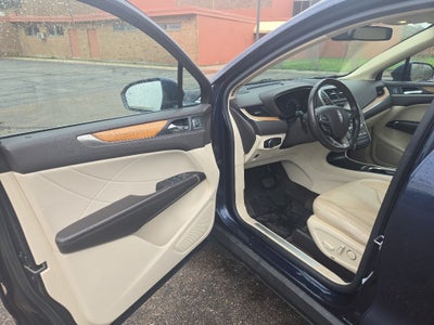 2015 Lincoln MKC Base