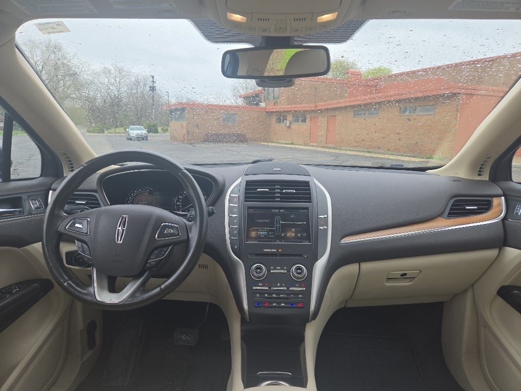 2015 Lincoln MKC Base