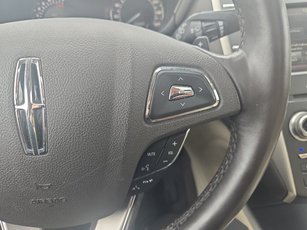 2015 Lincoln MKC Base