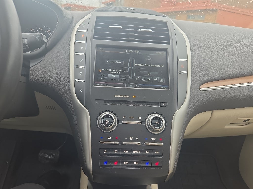 2015 Lincoln MKC Base